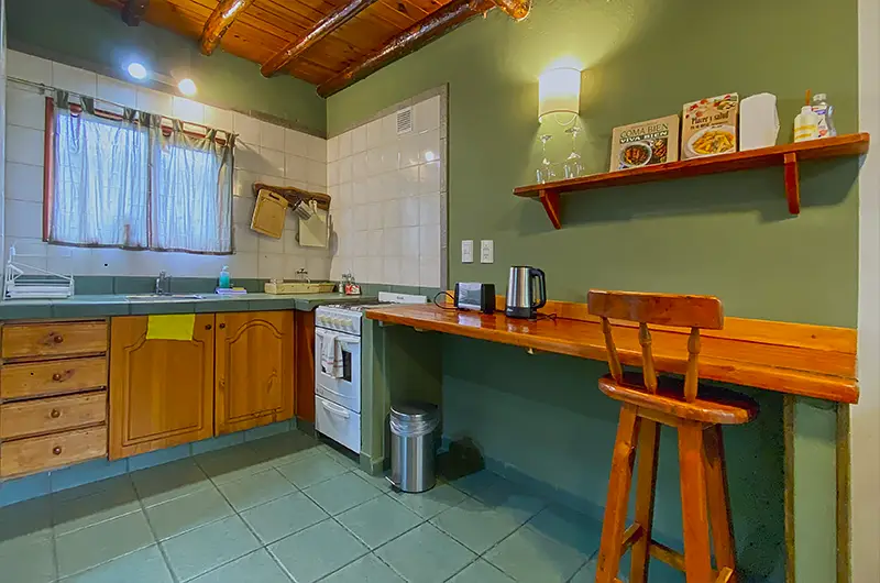 Cocina y barra desayunador