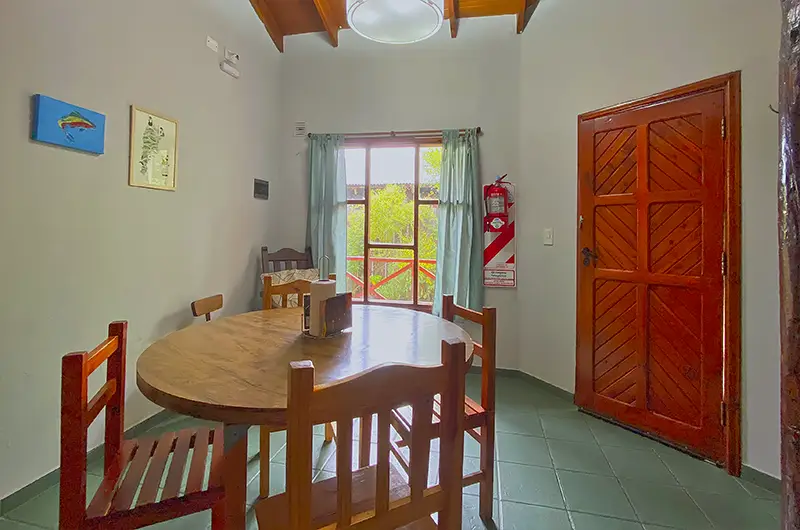 Comedor con mesa para 4 personas