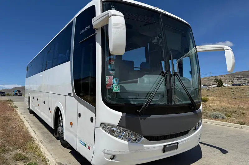 Bus para 46 pasajeros